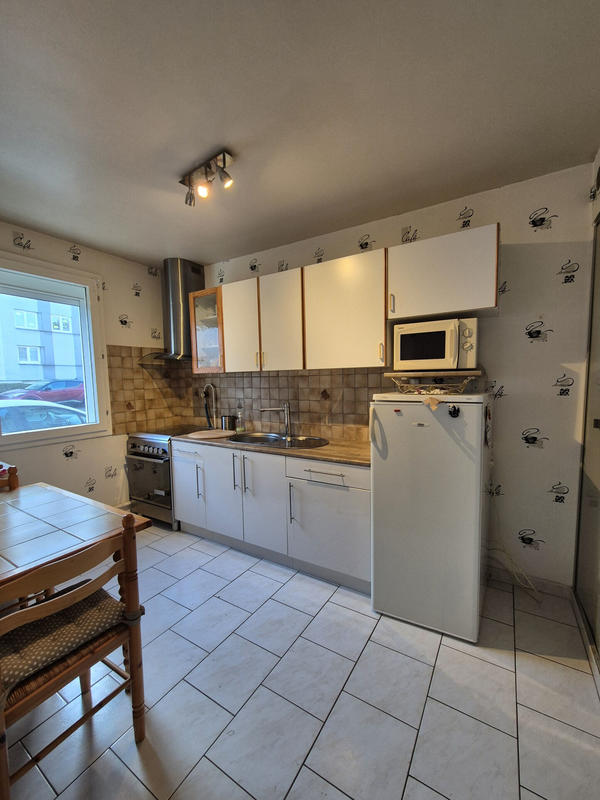 Maison - 85 m² - 5 pièces