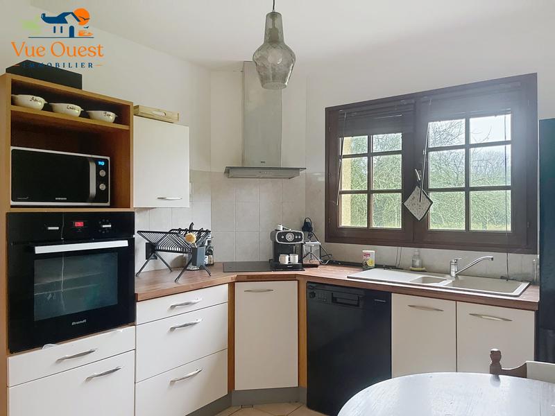 Maison traditionnelle - 147 m² - 8 pièces