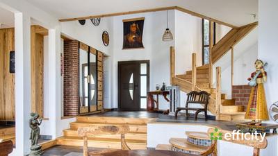 Maison - 410 m² - 8 pièces