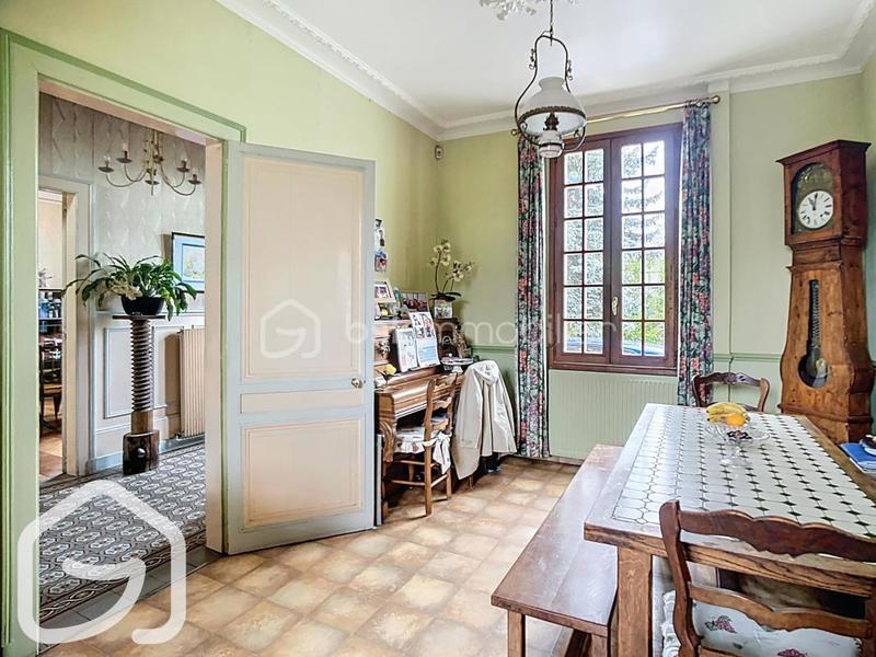 Maison de maîtres - 162 m² - 7 pièces