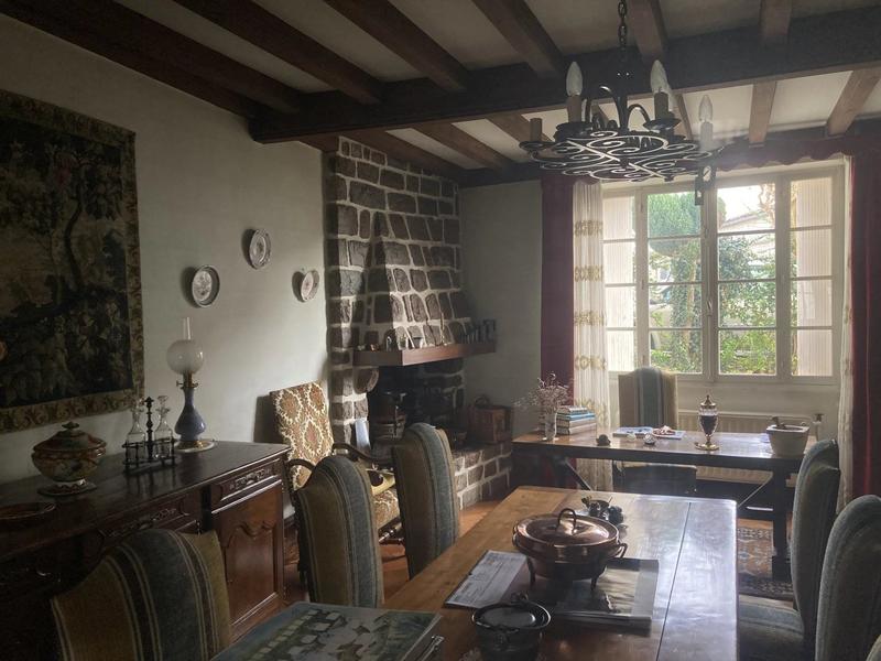 Maison - 266 m² - 14 pièces