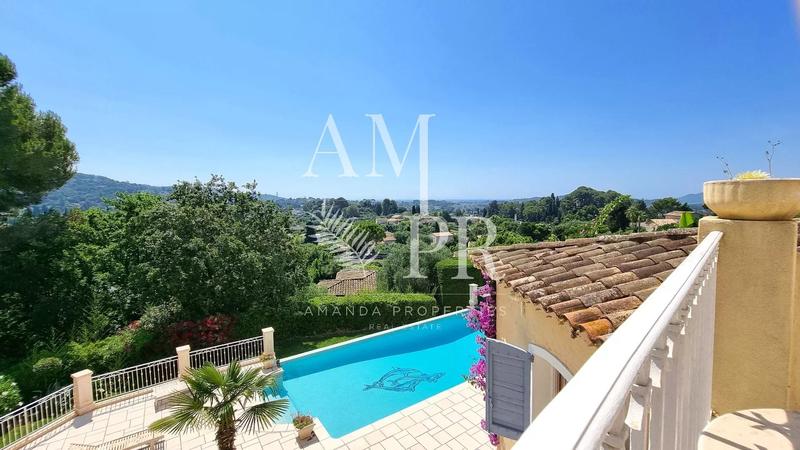 Villa - 410 m² - 8 pièces