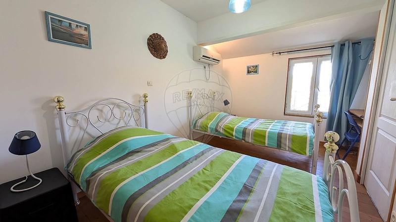 Maison chambre d'hôtes - 240 m² - 8 pièces