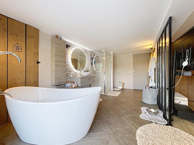 Maison - 121 m² - 4 pièces