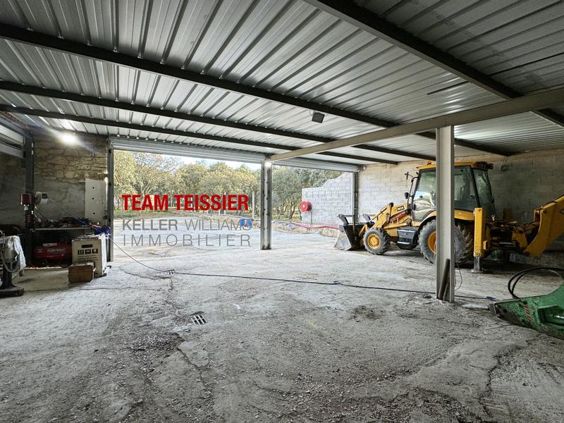 Maison - 205 m² - 11 pièces