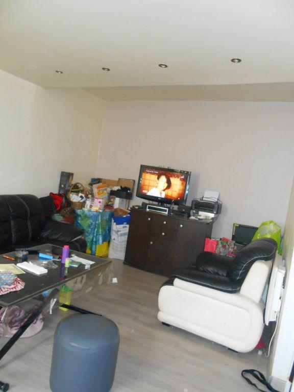 Maison - 84 m² - 4 pièces