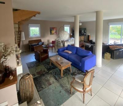 Maison - 206 m² - 6 pièces