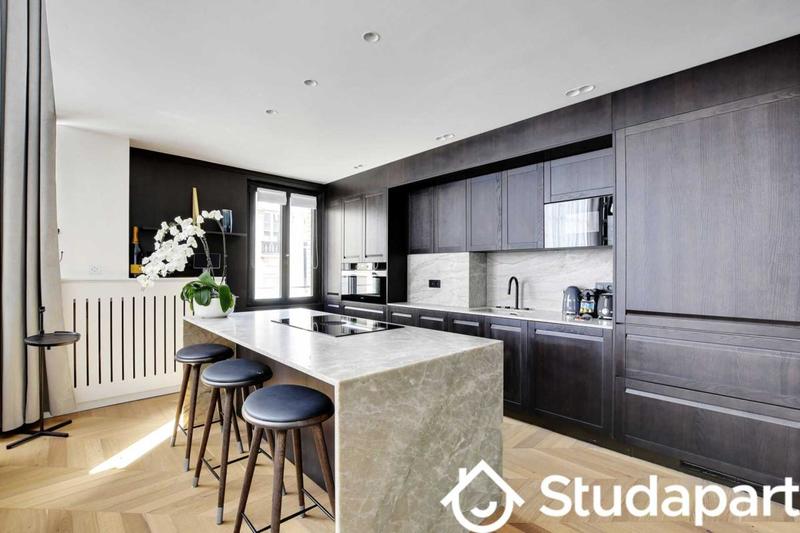 Appartement - 144 m² - 2 pièces