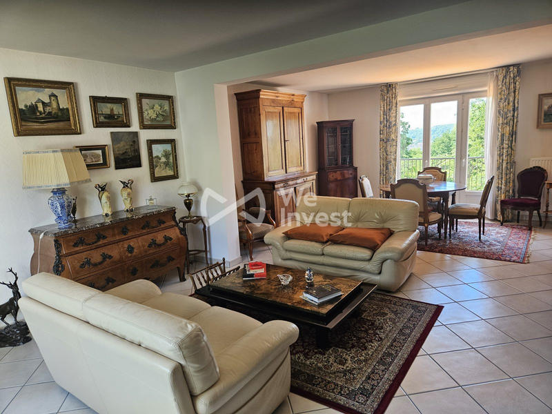 Maison - 157 m² - 7 pièces