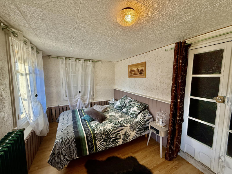 Maison - 170 m² - 7 pièces