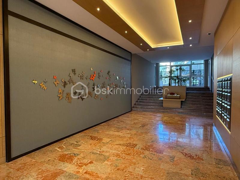 Appartement - 107 m² - 4 pièces