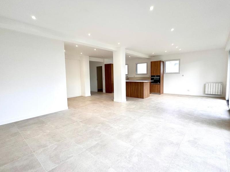 Maison - 155 m² - 5 pièces