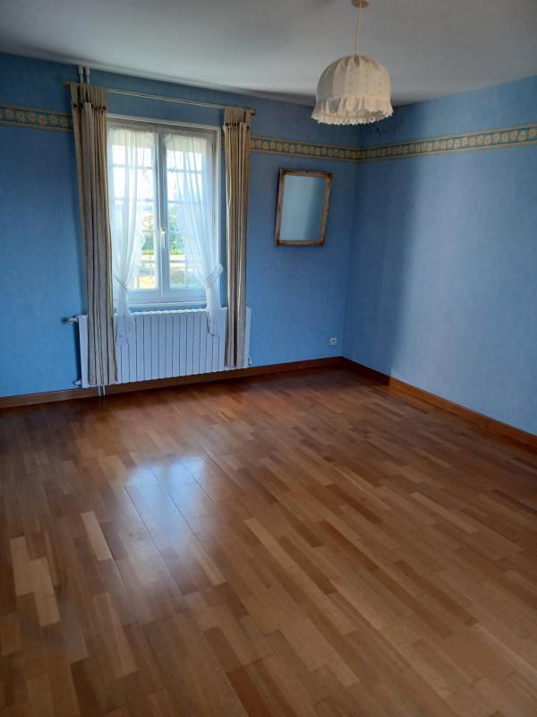 Propriété - 6 400 m² - 5 pièces