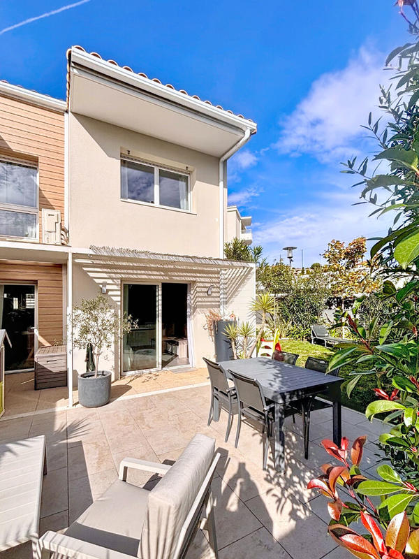 Maison - 66 m² - 3 pièces