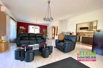 Maison - 170 m² - 5 pièces