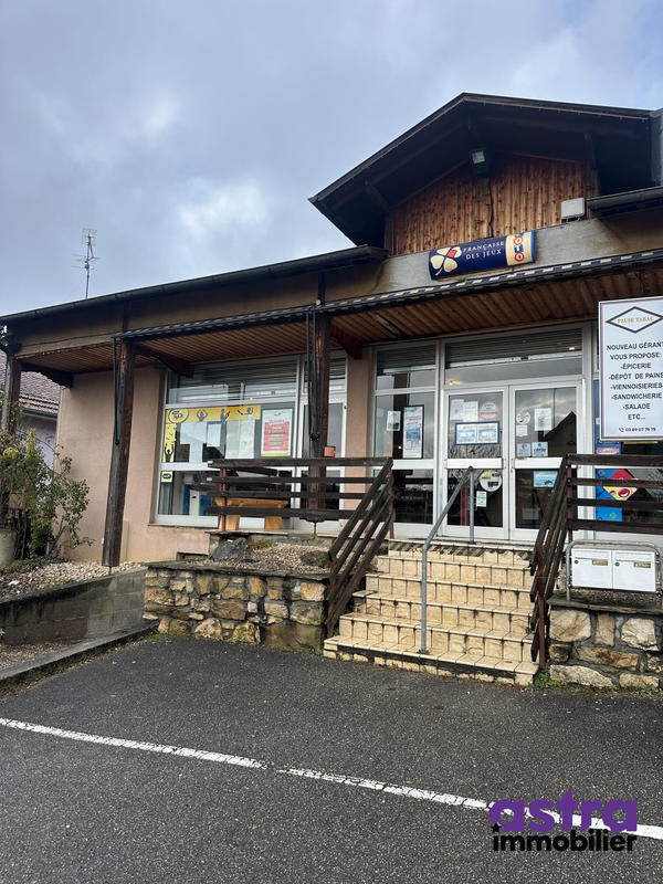 Local commercial - 480 m² - 8 pièces