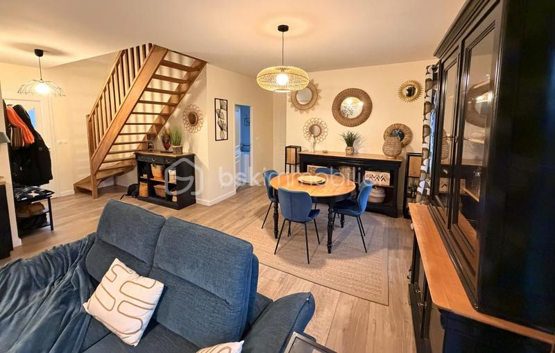 Maison - 105 m² - 5 pièces