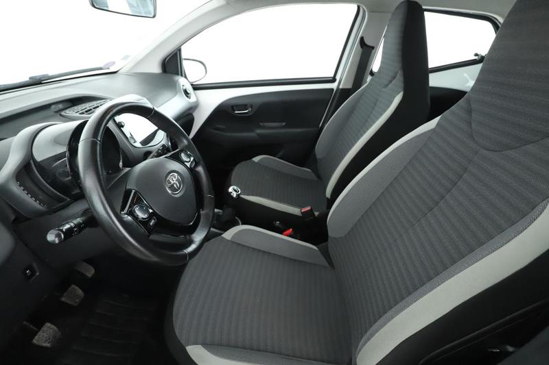 Toyota Aygo 1.0 Vvt-i X-Play 5p 72 ch