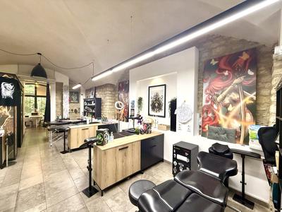 Local commercial - 64 m²