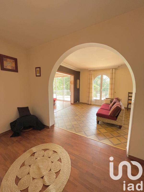 Maison - 190 m² - 9 pièces