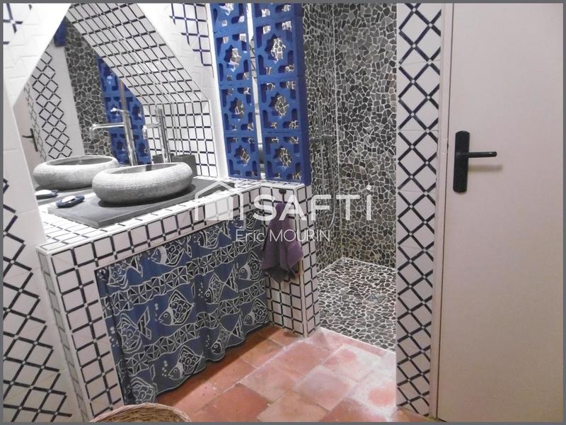 Maison - 400 m² - 14 pièces