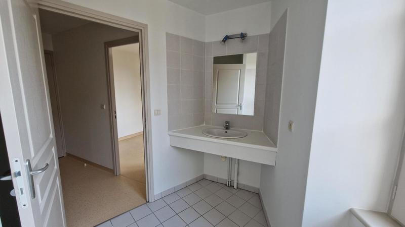 Appartement - 75 m² - 3 pièces