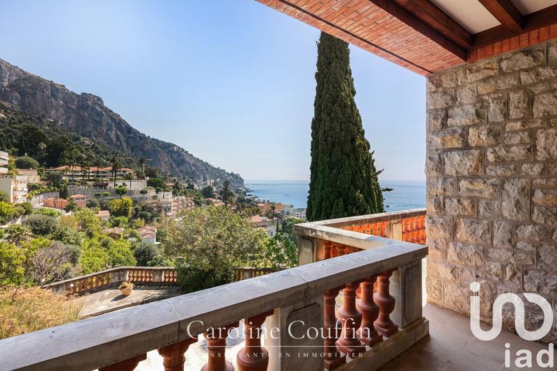 Maison - 500 m² - 15 pièces