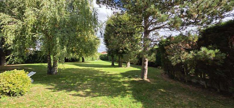 Maison - 216 m² - 8 pièces