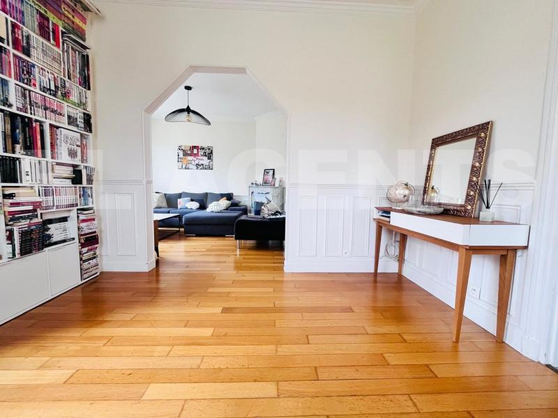 Maison - 200 m² - 6 pièces