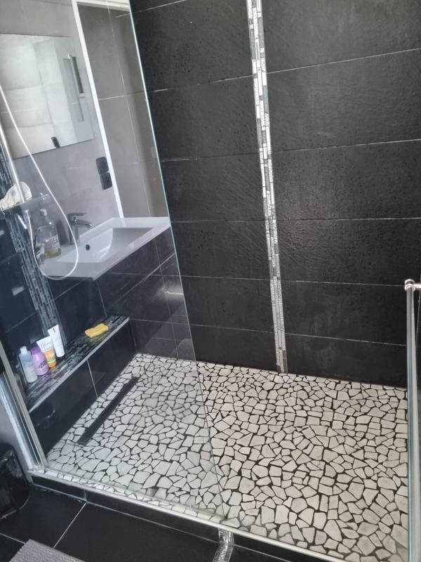 Maison - 99 m² - 5 pièces