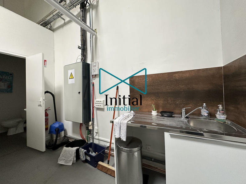 Local commercial - 166 m²