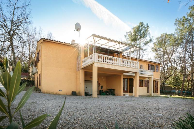 Maison - 123 m² - 6 pièces