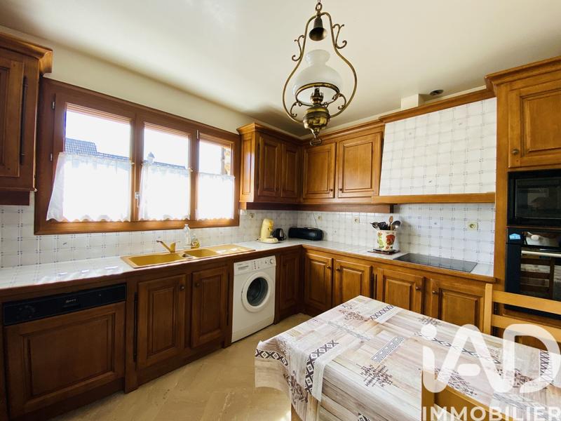 Maison - 145 m² - 6 pièces