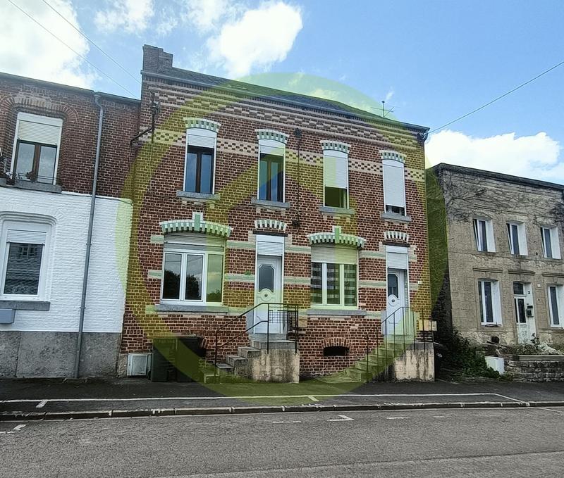 Maison - 180 m² - 8 pièces