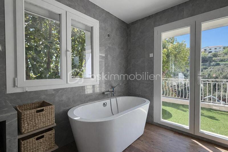 Villa - 160 m² - 5 pièces