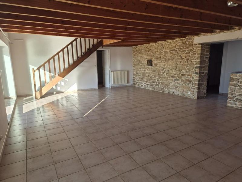 Maison en pierre - 110 m² - 4 pièces