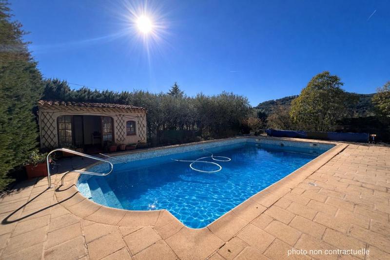 Maison - 165 m² - 5 pièces