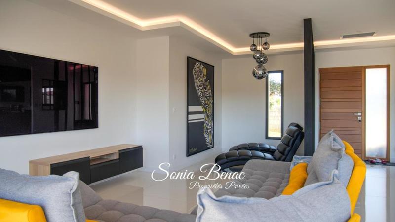 Maison - 147 m² - 5 pièces