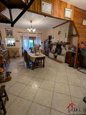 Maison de village - 180 m² - 8 pièces