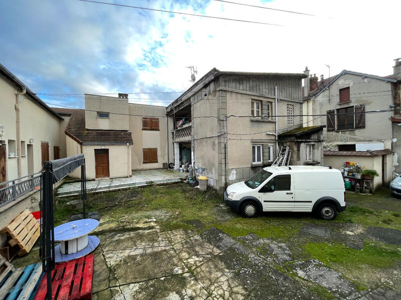 Maison ancienne - 347 m²