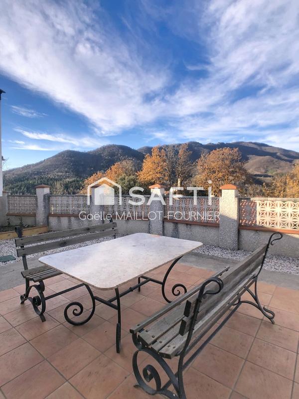 Maison - 143 m² - 6 pièces