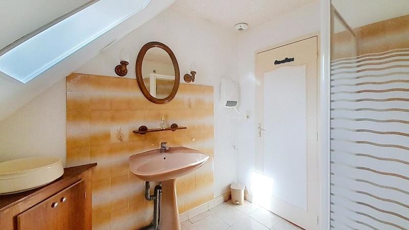 Maison - 132 m² - 8 pièces