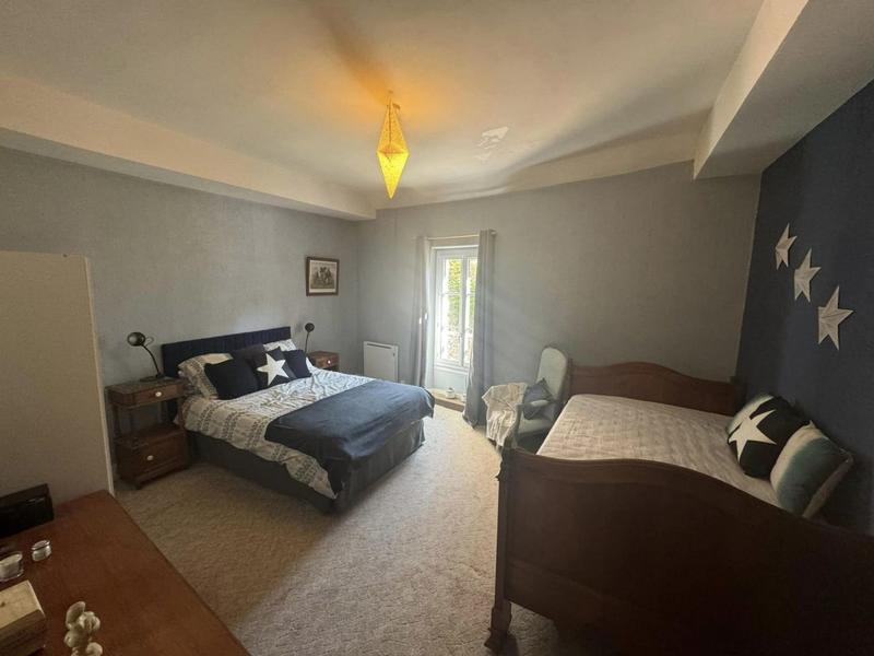 Maison - 157 m² - 7 pièces