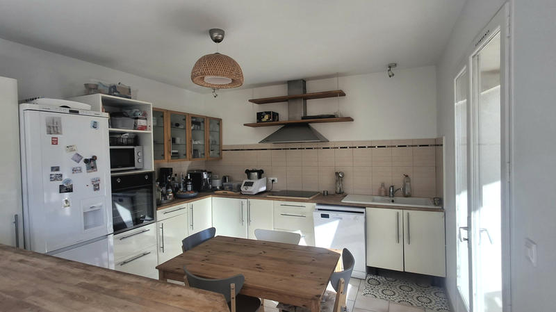 Maison - 207 m² - 7 pièces