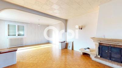 Appartement - 121 m² - 5 pièces