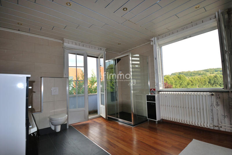 Maison - 195 m² - 6 pièces