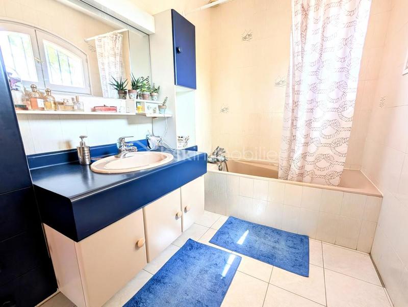 Pavillon - 190 m² - 6 pièces