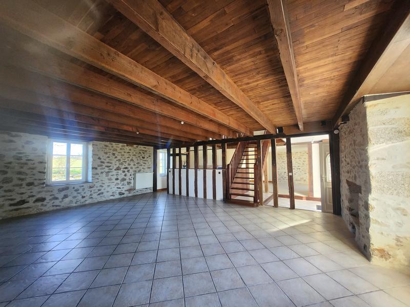 Maison - 167 m² - 6 pièces