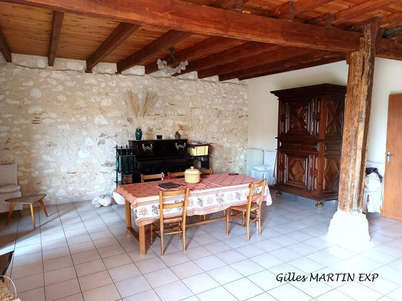 Maison ancienne - 271 m² - 10 pièces