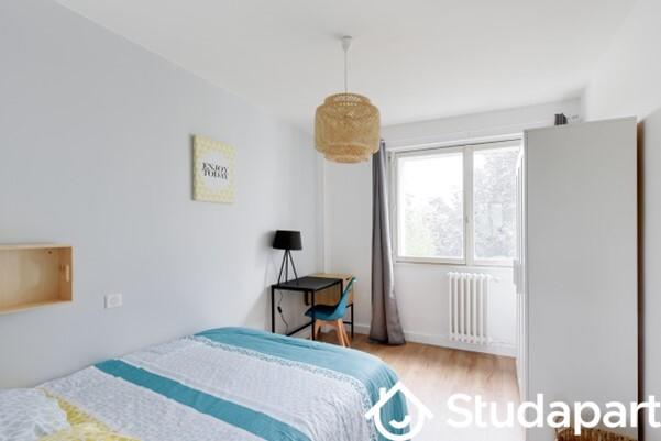 Chambre - 10 m² - 1 pièce